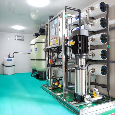Καλή τιμή Μέγιστο 10000 ppm TDS Υδροτροφή Σύστημα αντίστροφης όσμωσης 50-70% Ταχύτητα ανάκτησης 15-65kw σε απευθείας σύνδεση