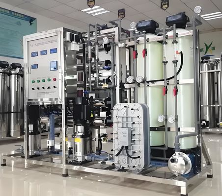 Καλή τιμή Σύστημα επεξεργασίας νερού Siemens S7 PLC RO EDI με μεμβράνη Filmtec / Toray σε απευθείας σύνδεση